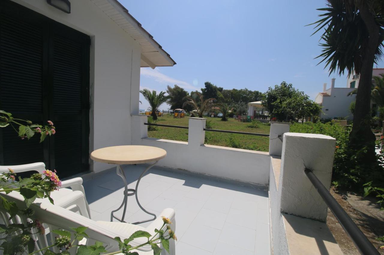 Utopia Kávos Exterior foto